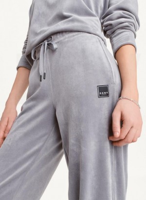 Παντελονι Jogger DKNY Platinum Velour Relaxed γυναικεια γκρι | Greece_D0380